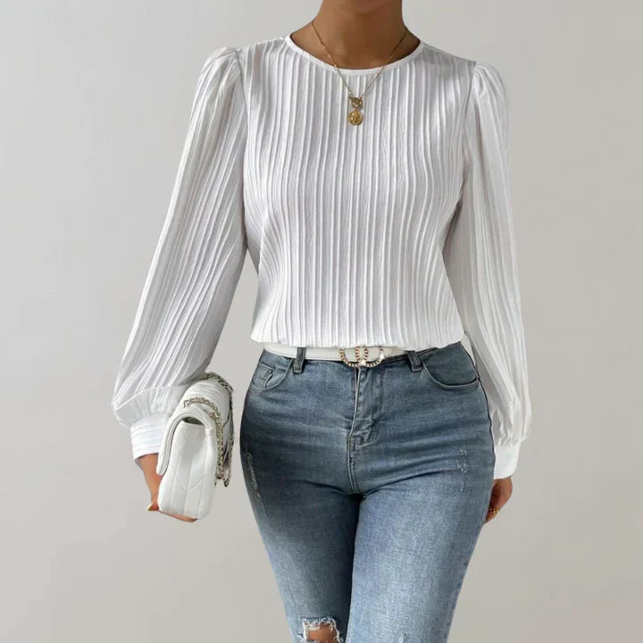 Elegant Blouse for a Refined Style for Women