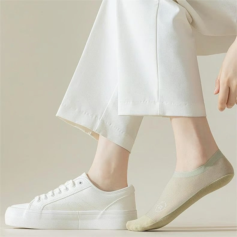 Breathable No-Show Cotton Socks with Non-Slip Grip for Men and Women