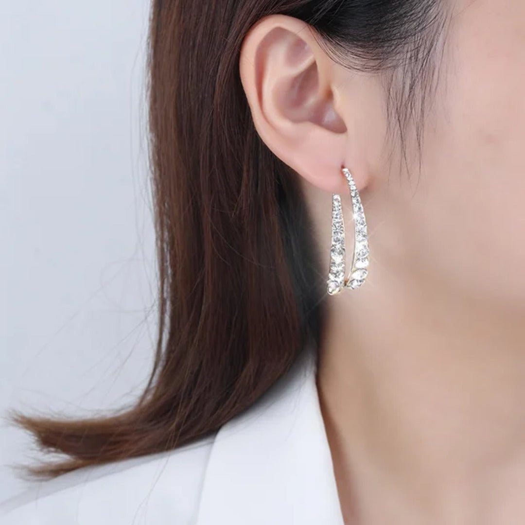EarGlow™ – Eye-Catching Statement Hoop Earrings [50% Off]