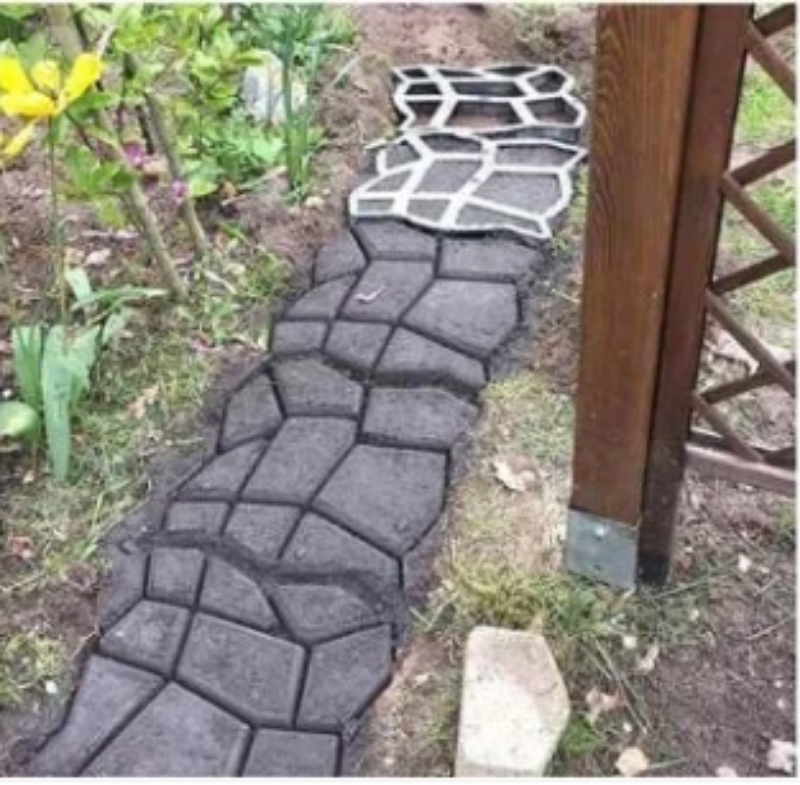 Reusable Garden Path Maker Mold for DIY Concrete Walkways