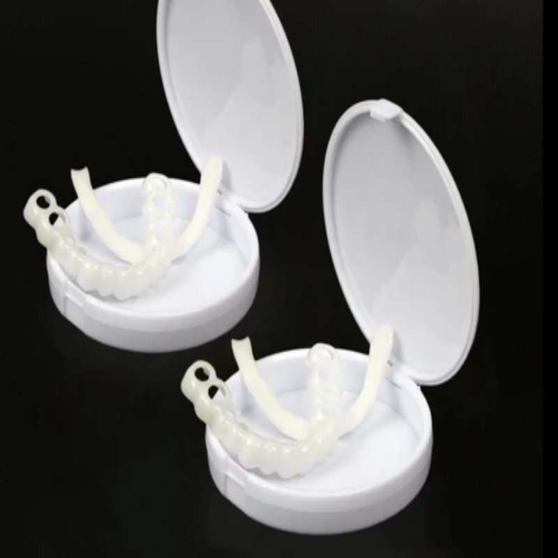 SnapOn™ – Clip-On Denture for a Radiant Smile [1 + 1 Free]