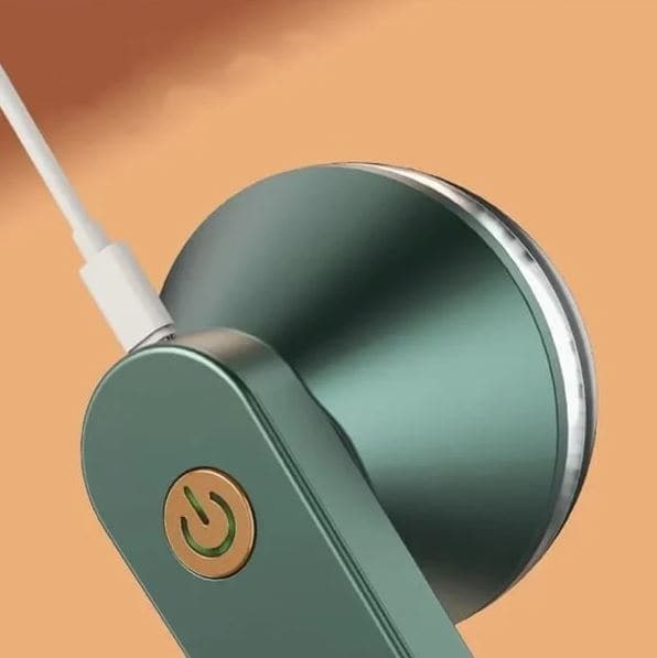 AntiPlush™ – Rechargeable Lint Remover [50% Off]