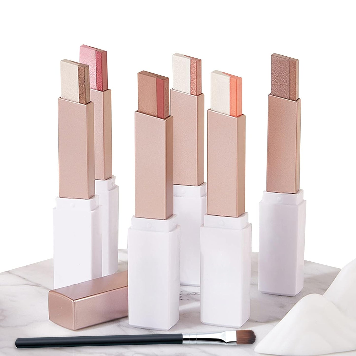 GlamGlow™ – Glitter Eyeshadow Stick for Radiant, Sparkling & Expressive Eyes [1 + 1 Free]