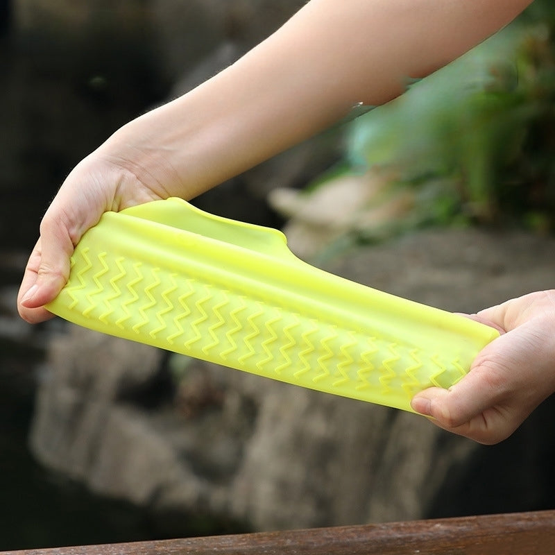 DryGuard™ – Waterproof Silicone Shoe Cover for Dry Feet [1 + 1 Free]