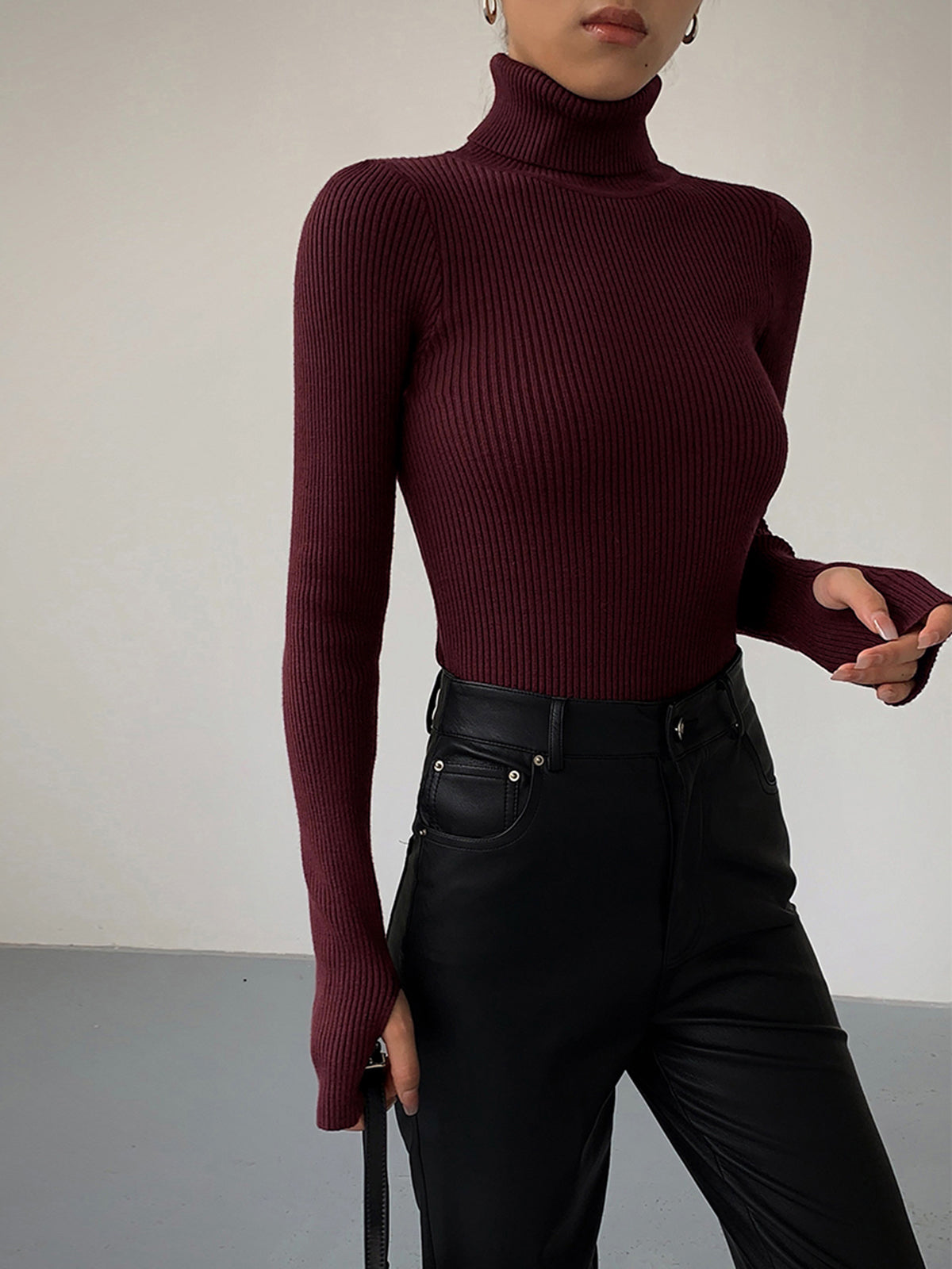 Hailey | Women’s Minimalist Slim Turtleneck Stretch Top