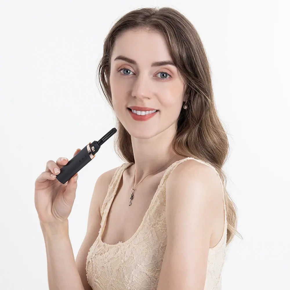 Heated Eyelash Curler with 3 Temperature Levels for Long-Lasting Lift