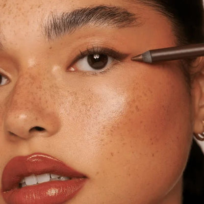 Eyeliner Pencil | Long-Lasting Waterproof Formula | Smudge-Proof Finish | Luvona