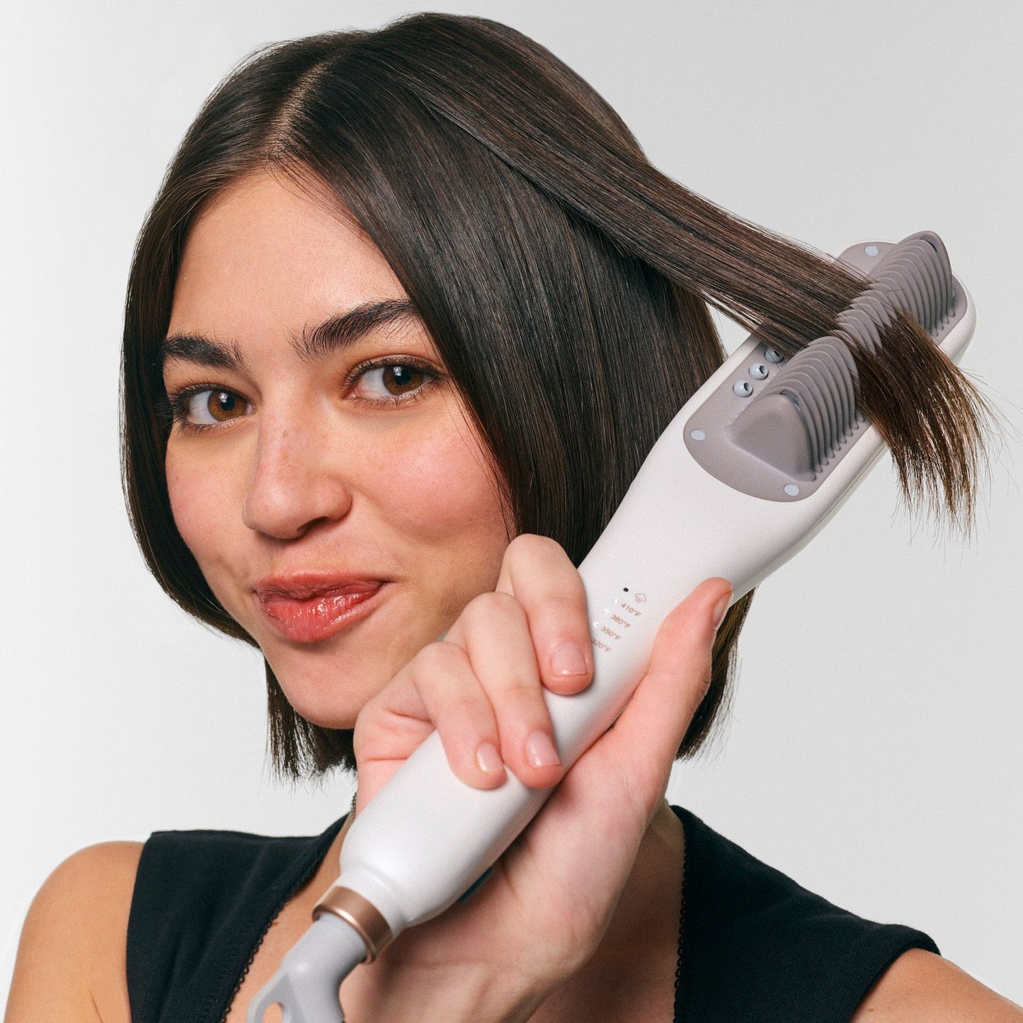 VaporSilk™ – Steam Hair Styler for Smooth, Shiny Hair [50% Off]