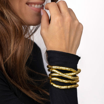Neckina™ – Flexible Snake Chain & Choker for an Elegant, Stylish & Modern Look [50% Off]