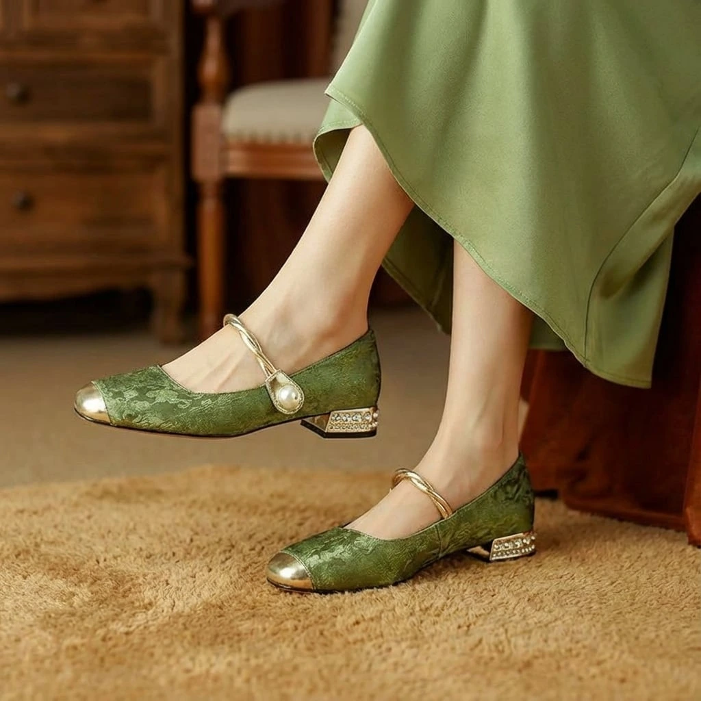 Square-Toe Orthopedic Embellished Flats