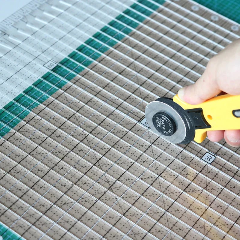 Fabric Strip Cutter for Quilting – Precise Multi-Strip Cutting Tool