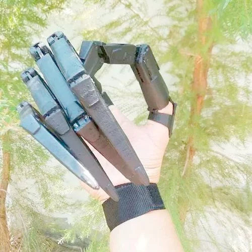 ScaryClaw™ – 3D Jointed Finger Extension Costume Accessory [50% Off]