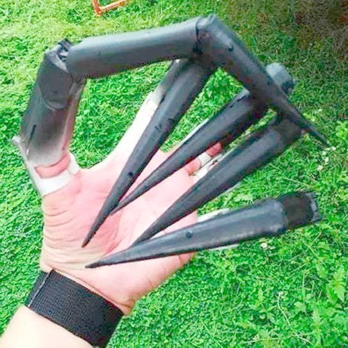 ScaryClaw™ – 3D Jointed Finger Extension Costume Accessory [50% Off]