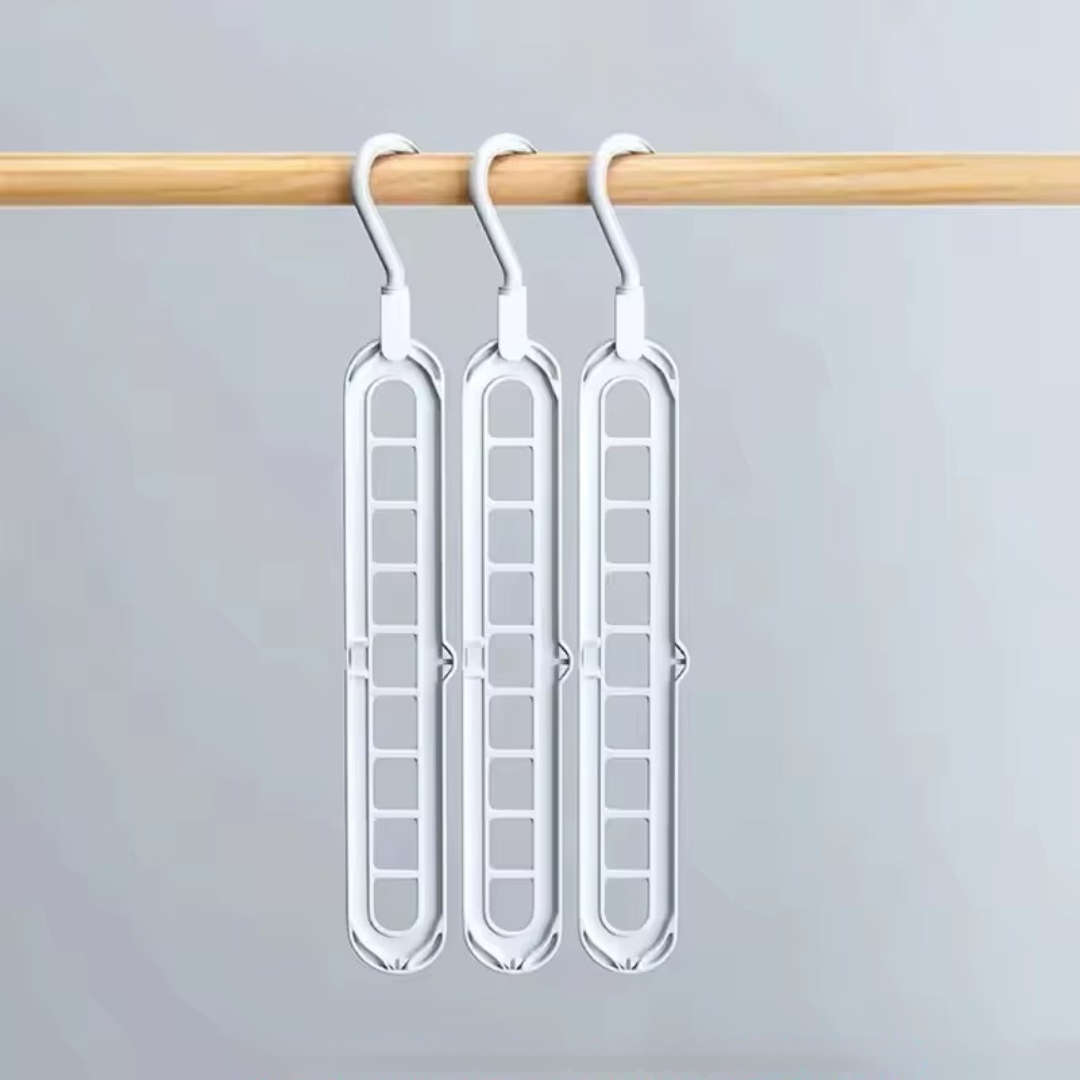 Hango™ – Rotatable Clothes Hanger in a Practical 4-Piece Set [50% Off]