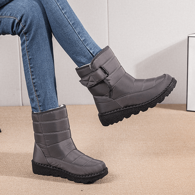 SnowStep™ – Waterproof, Non-Slip & Warm Winter Boots for Women [50% Off]