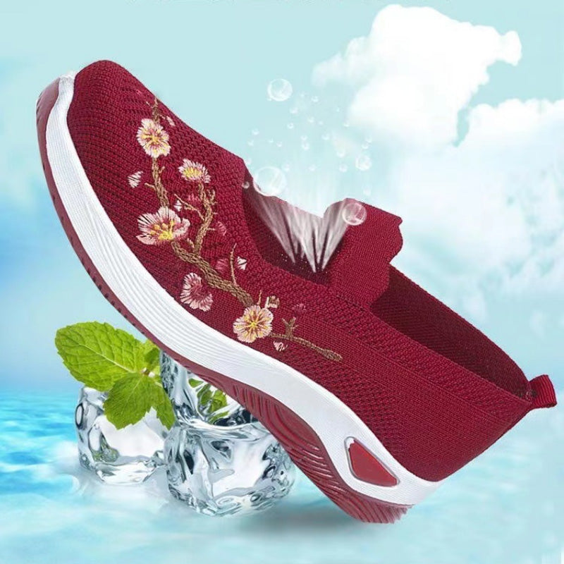 Amira – Elegant Loafers with Floral Embroidery for All-Day Comfort [50% Off]